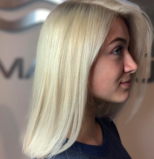 Perfect platinum blonde by Salon Armandeus Orlando