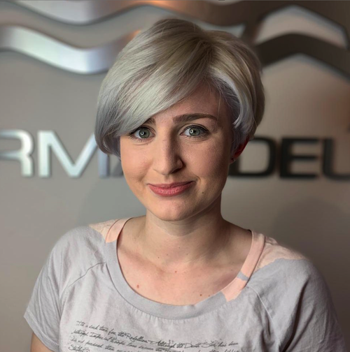 Platinum hair color and haircut by Salon Armandeus Orlando