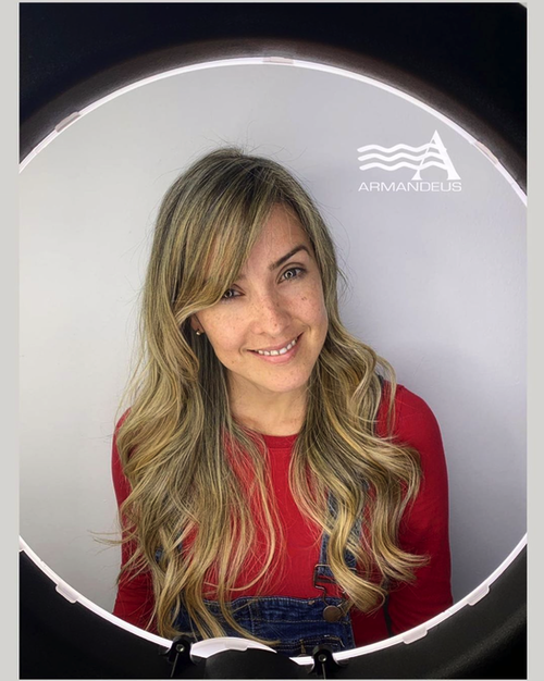 Highlights and beach waves by Salon Armandeus Doral