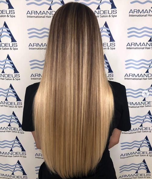 A perfect blonde should be this healthy and shinny by hair salon Armandeus Nona Park